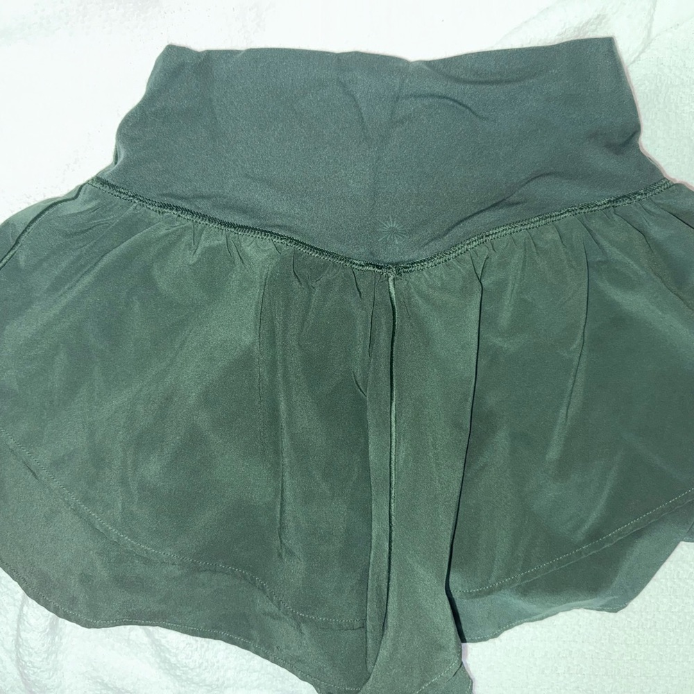 Aerie Green Athletic Shorts High-Waisted Design